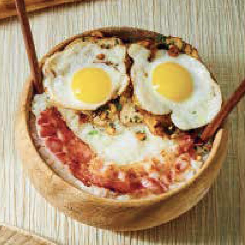 El congee tiene una textura parecida a la papilla es usual en el desayuno, pero se puede consumir en cualquier momento del día. Crédito: N. Lobbestäel.