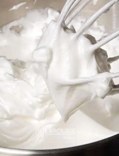 Merengue francés ⋆ Larousse Cocina