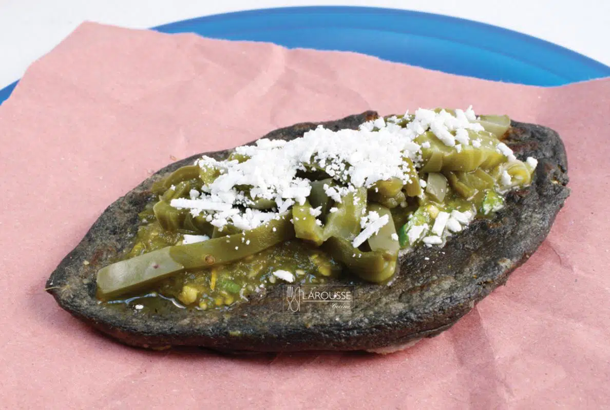 Tlacoyos ⋆ Larousse Cocina