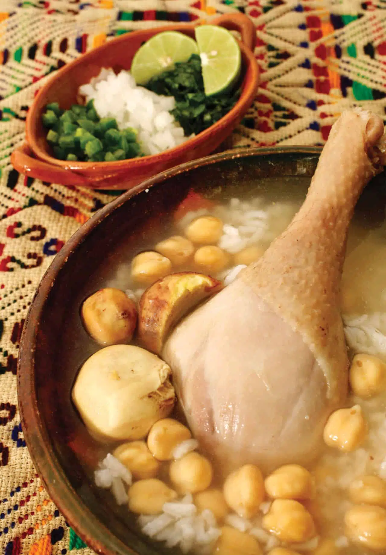 Palabras ⋆ Diccionario enciclopédico de la Gastronomía Mexicana ⋆ Caldo de  gallina ⋆ Larousse Cocina