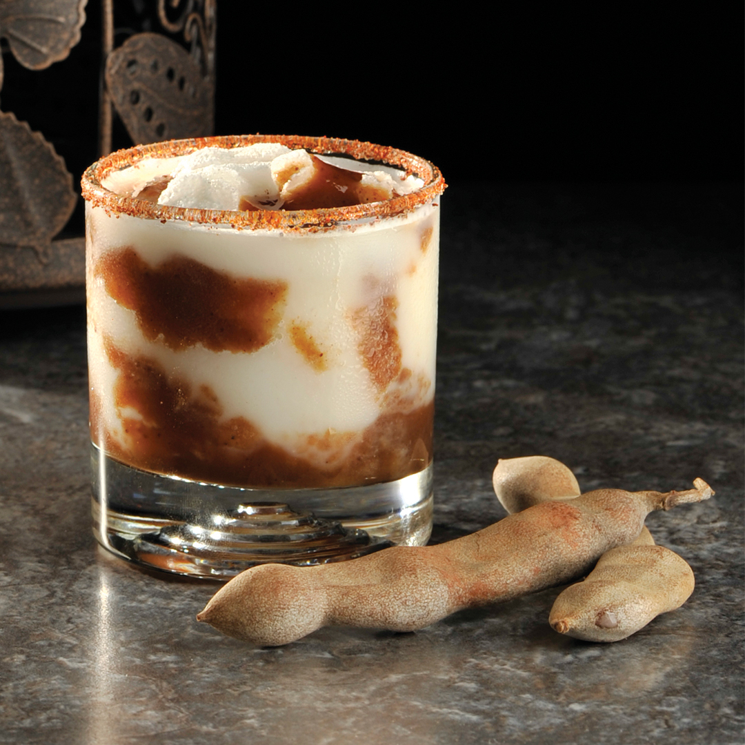 Coctel de tamarindo y coco
