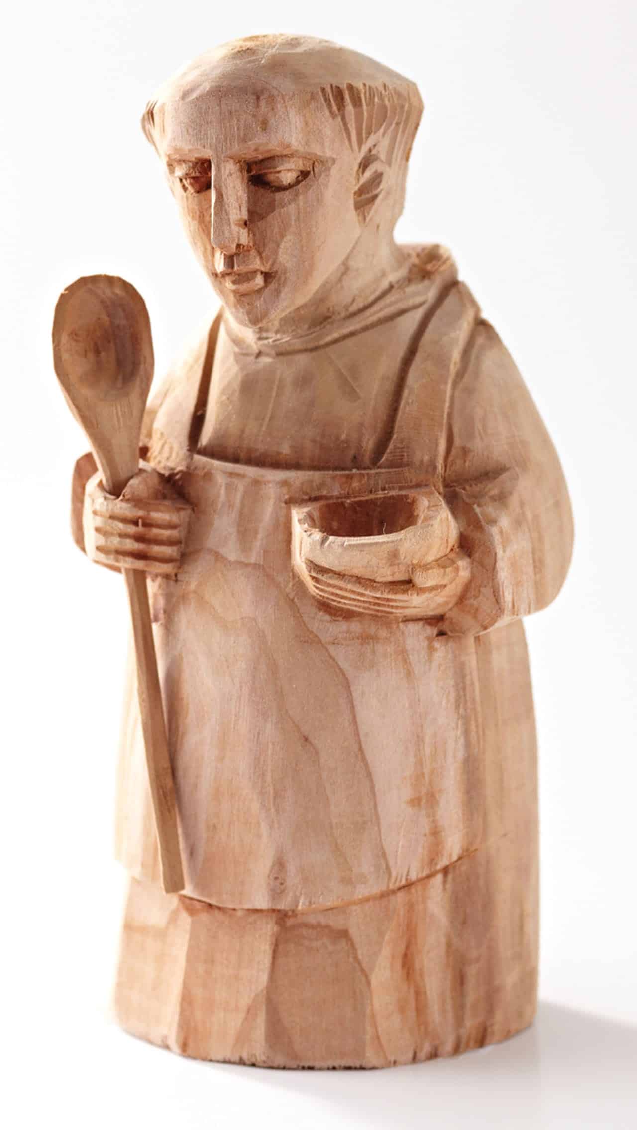 Foto: Figura tallada en madera de San Pascual Bailón. © Ediciones Larousse / Alejandro Vera.
