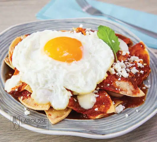 Chilaquiles rojos, recetas para desayuno ⋆ Larousse Cocina