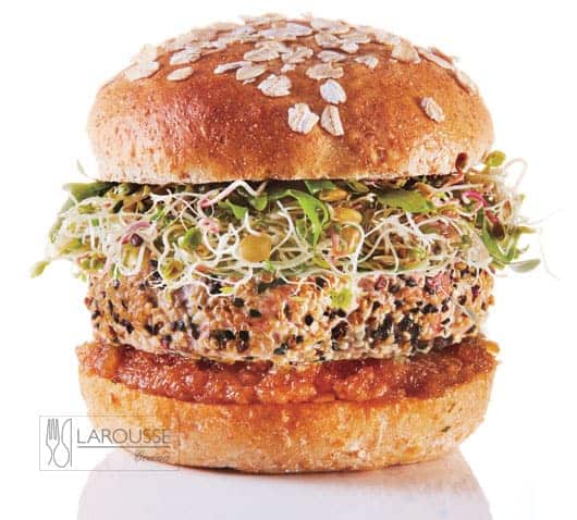Esta hamburguesa es rica en fibra y sabores. Foto: Archivo gráfico de Larousse.
