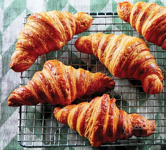 Croissant, receta del chef Irving Quiroz ⋆ Larousse Cocina