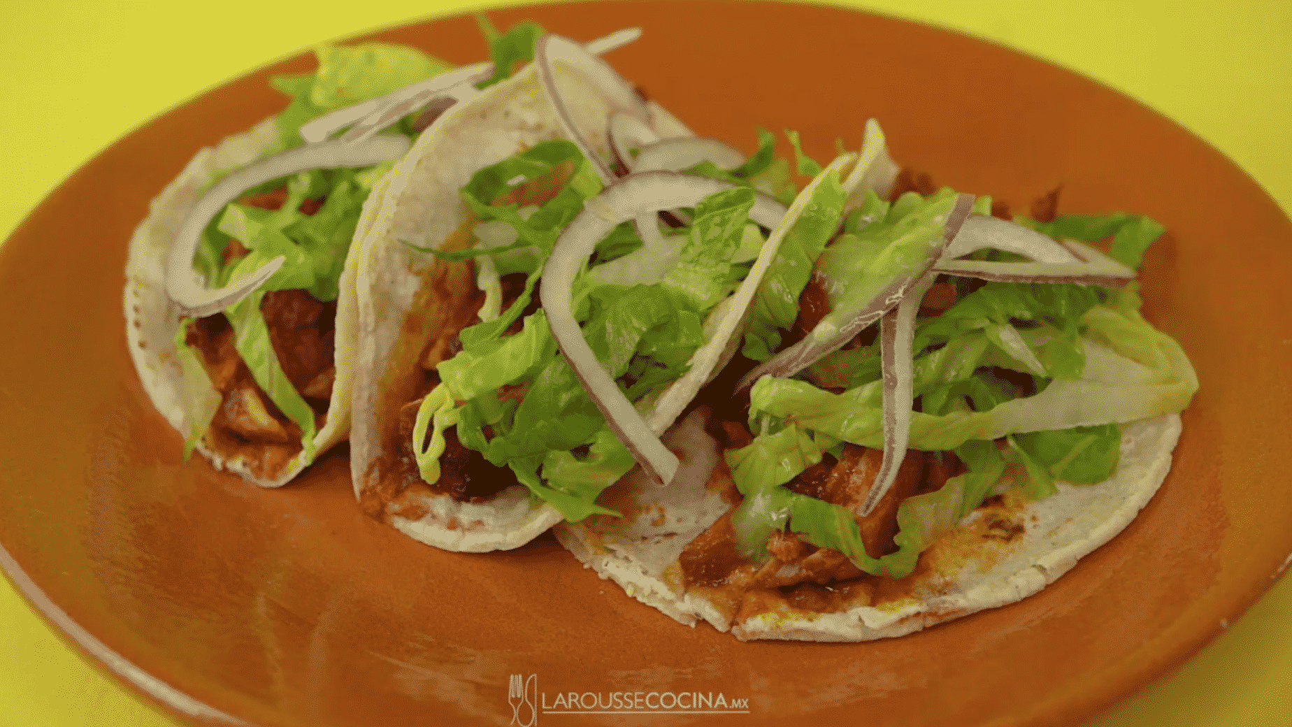 Tacos de cochito, receta típica de Chiapas ⋆ Larousse Cocina