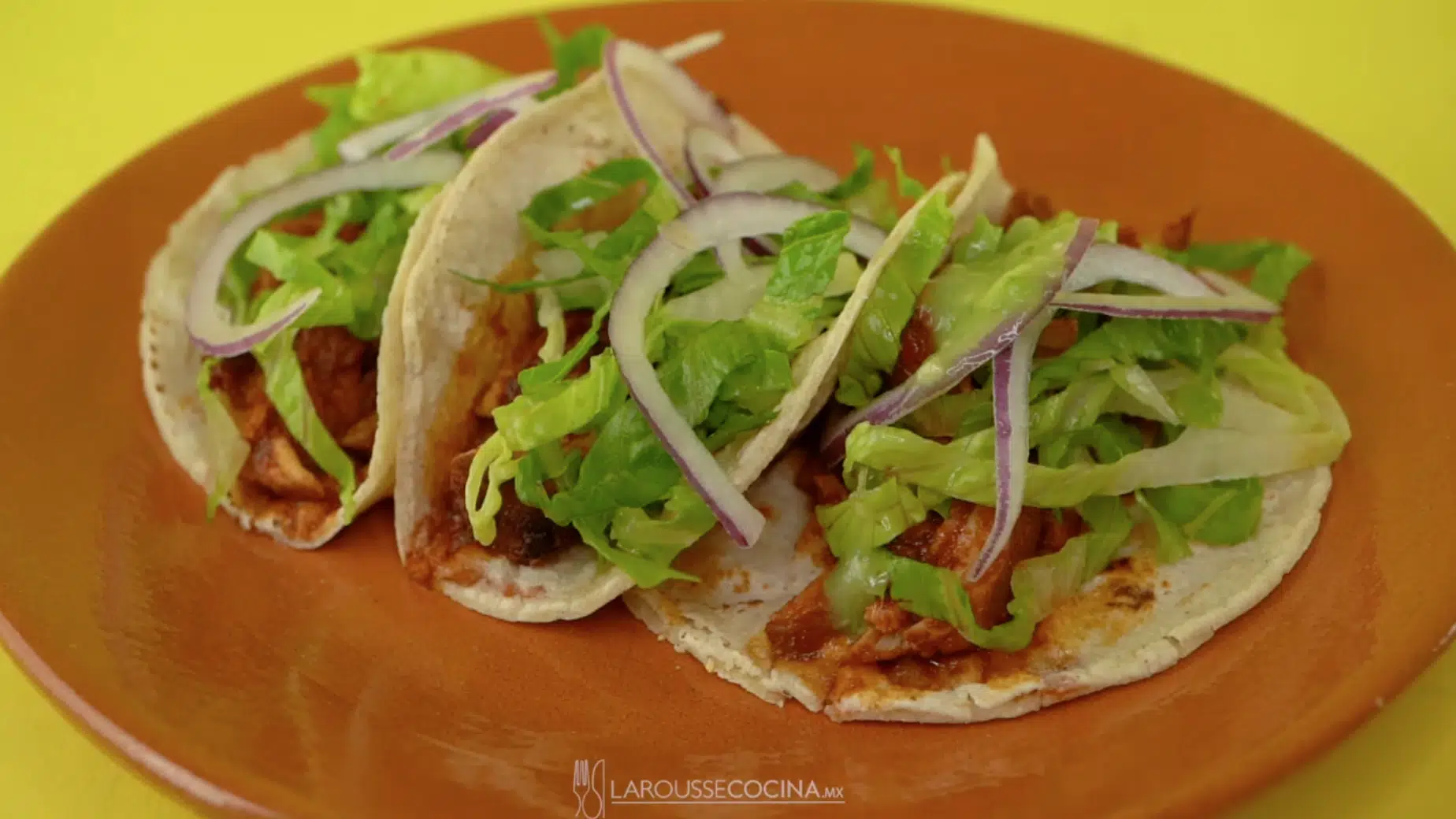 Tacos de cochito, receta típica de Chiapas ⋆ Larousse Cocina