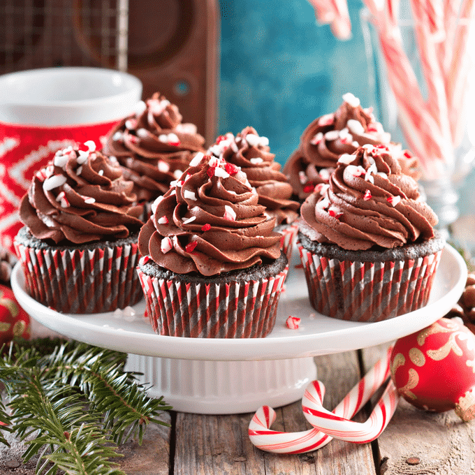 Puedes regalar estos Cupcakes de chocolate y menta en una caja personalizada.
