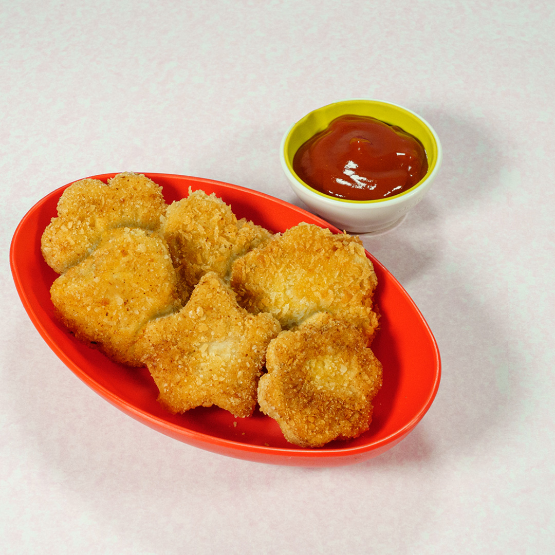 Acompaña estos nuggets caseros con tu ensalada favorita. Fuente: Archivo fotográfico de Larousse Cocina.