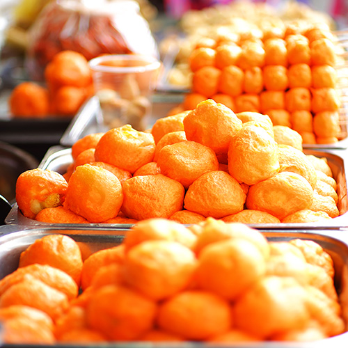 El kwek kwek es parte de la comida callejera filipina